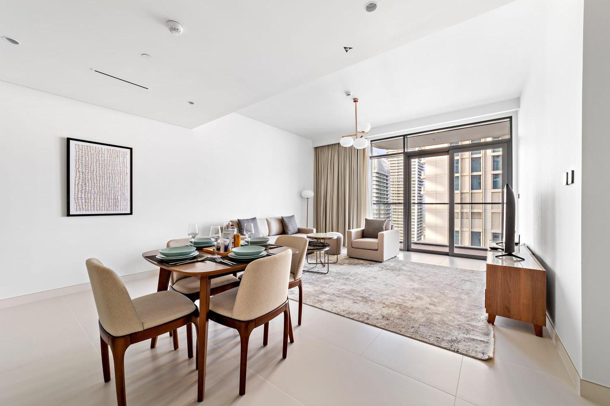 Silkhaus Skyline View With Tower Private Dubai